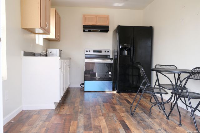815 BRADY BLVD, San Antonio, TX 78207