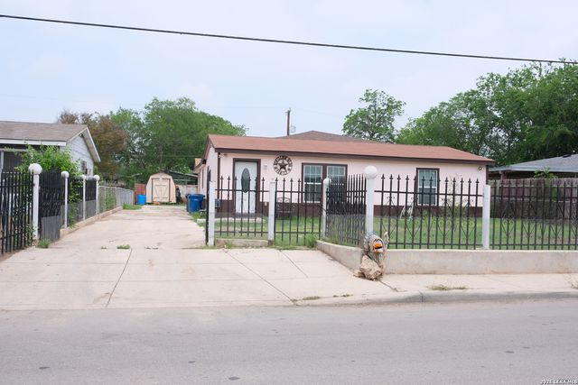 815 BRADY BLVD, San Antonio, TX 78207