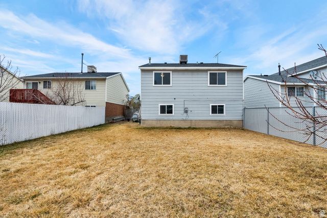 7947 S LINTON DR, West Jordan, UT 84088