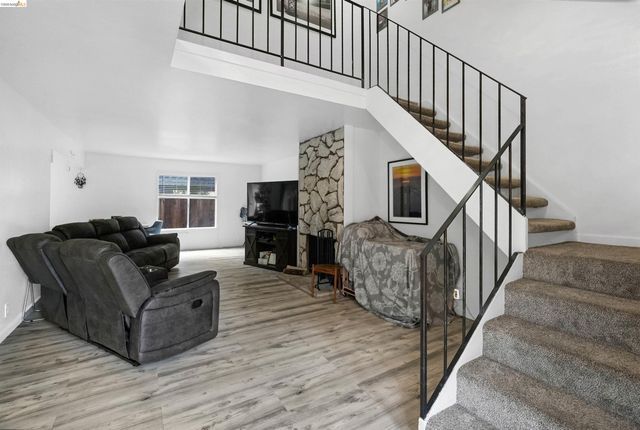 1066 San Miguel Rd, Concord, CA 94518