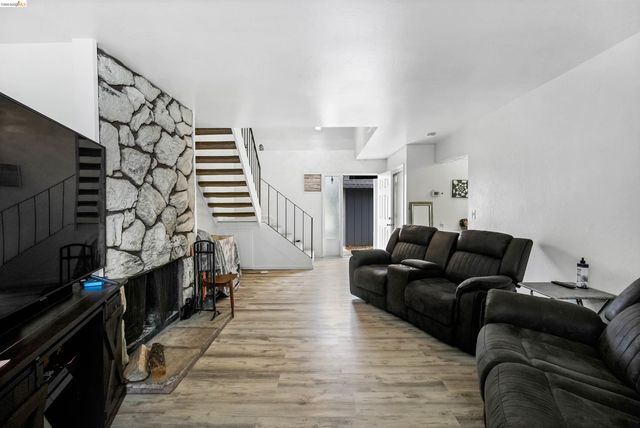 1066 San Miguel Rd, Concord, CA 94518