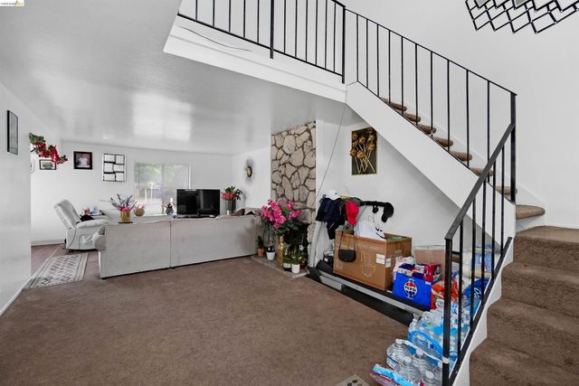 1066 San Miguel Rd, Concord, CA 94518