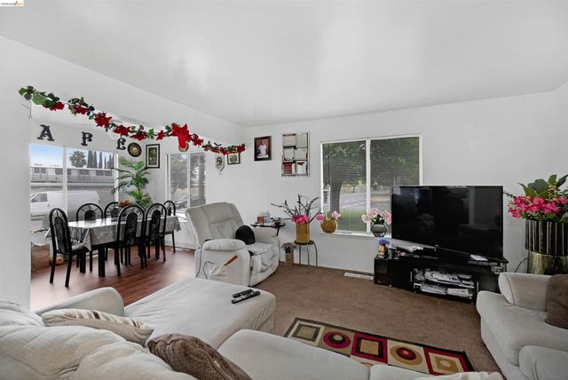 1066 San Miguel Rd, Concord, CA 94518
