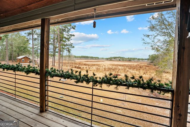 418 Oglesby Pond Lane, Portal, GA 30450