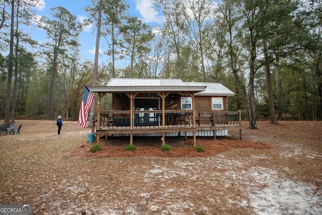 418 Oglesby Pond Lane, Portal, GA 30450