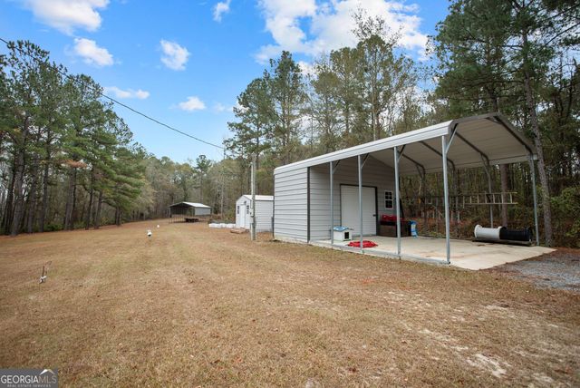 418 Oglesby Pond Lane, Portal, GA 30450