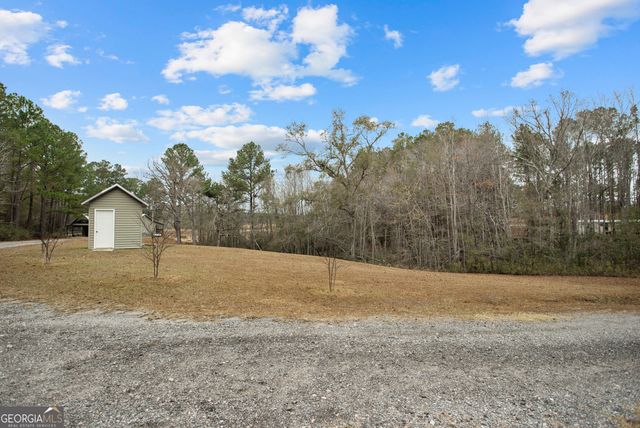 418 Oglesby Pond Lane, Portal, GA 30450