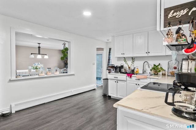 33 Allen Avenue, Meriden, CT 06451