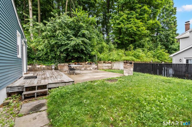 33 Allen Avenue, Meriden, CT 06451