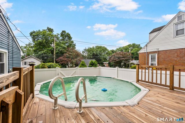33 Allen Avenue, Meriden, CT 06451