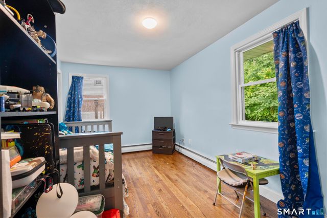 33 Allen Avenue, Meriden, CT 06451