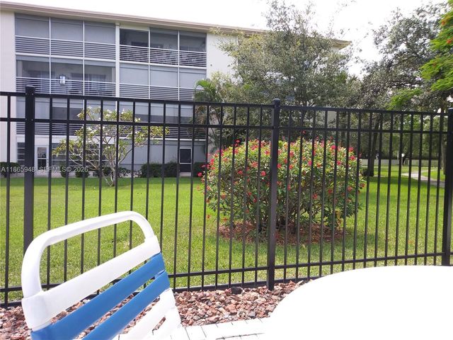 2405 Antigua Circle M4, Coconut Creek, FL 33066