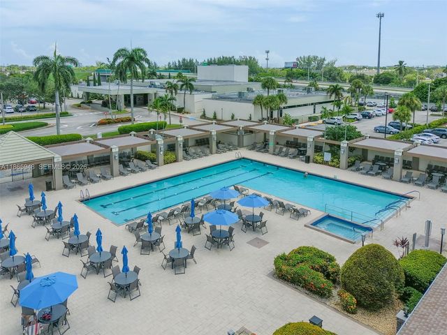 2405 Antigua Circle M4, Coconut Creek, FL 33066
