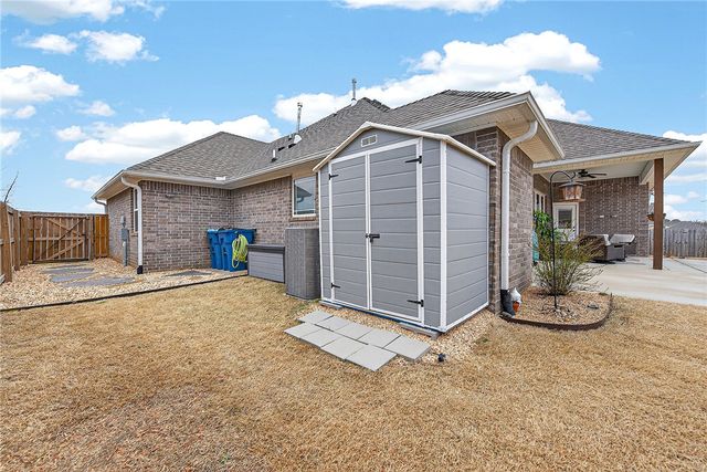 1908 Shelby Street, Pea Ridge, AR 72751