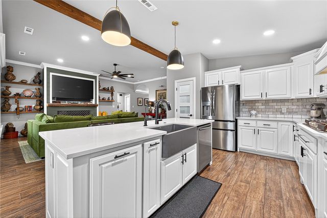 1908 Shelby Street, Pea Ridge, AR 72751