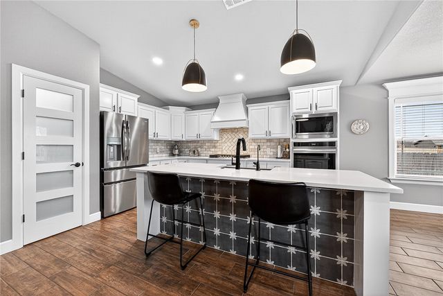 1908 Shelby Street, Pea Ridge, AR 72751