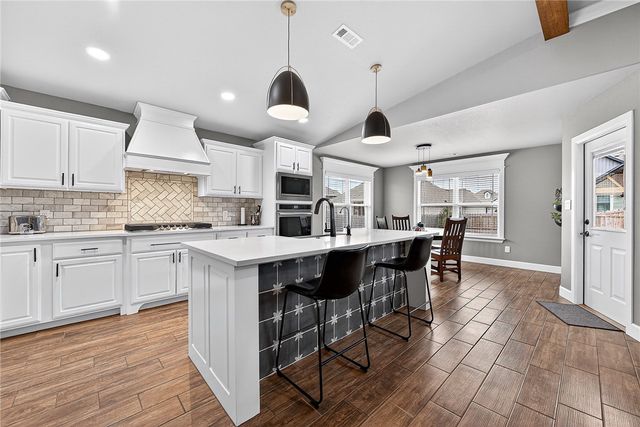 1908 Shelby Street, Pea Ridge, AR 72751