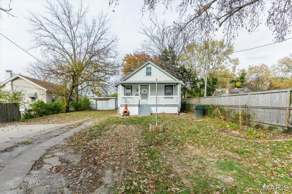 6837 Bradley Avenue, St Louis, MO 63139