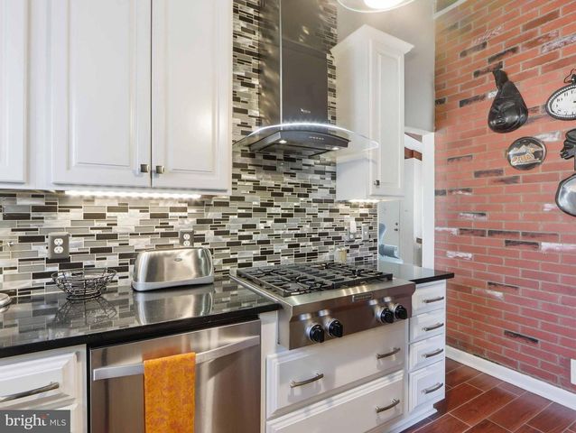 6715 ALTER ST, Baltimore, MD 21207