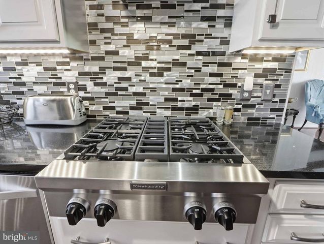 6715 ALTER ST, Baltimore, MD 21207