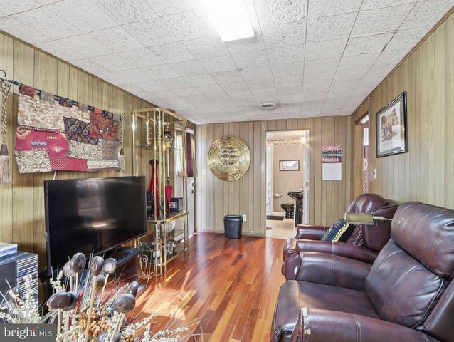 6715 ALTER ST, Baltimore, MD 21207