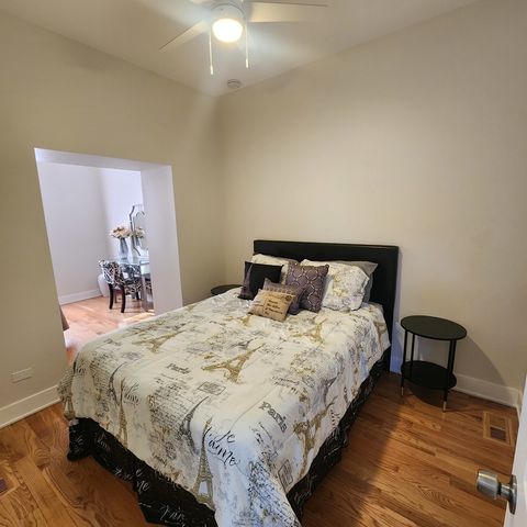 6350 S Champlain Avenue, Chicago, IL 60637