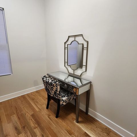 6350 S Champlain Avenue, Chicago, IL 60637