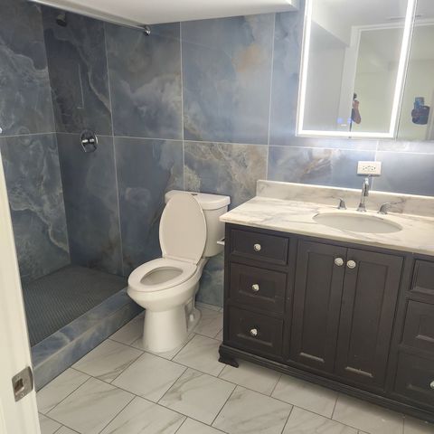 6350 S Champlain Avenue, Chicago, IL 60637