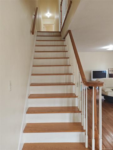 558 Eltingville Boulevard, Staten Island, NY 10312