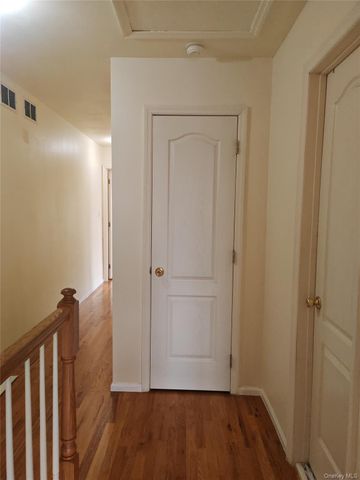 558 Eltingville Boulevard, Staten Island, NY 10312
