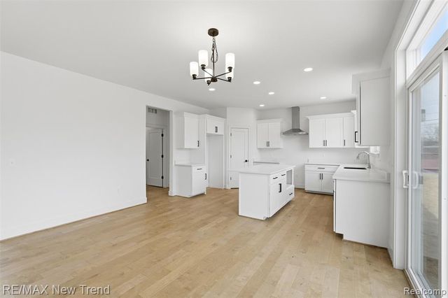 321 Dean Street, Milford, MI 48381