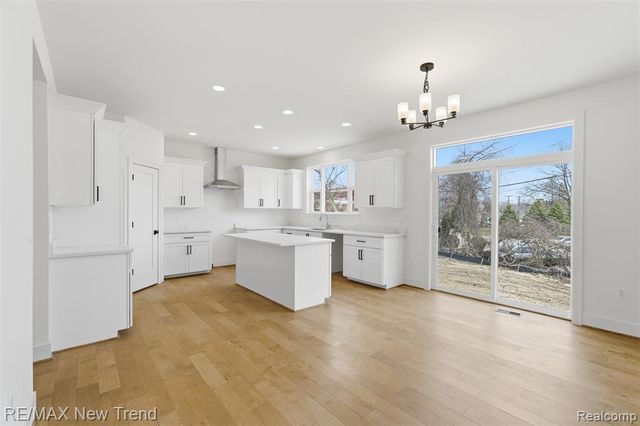 321 Dean Street, Milford, MI 48381