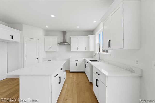 321 Dean Street, Milford, MI 48381