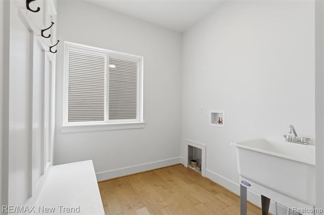 321 Dean Street, Milford, MI 48381