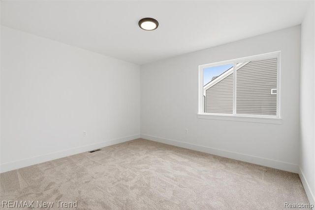 321 Dean Street, Milford, MI 48381