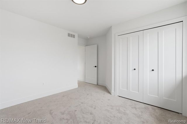 321 Dean Street, Milford, MI 48381