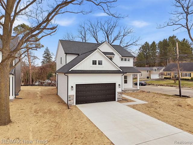 321 Dean Street, Milford, MI 48381