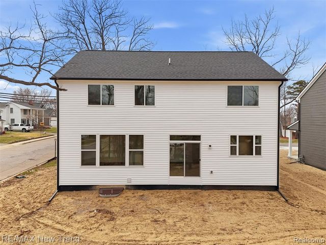 321 Dean Street, Milford, MI 48381