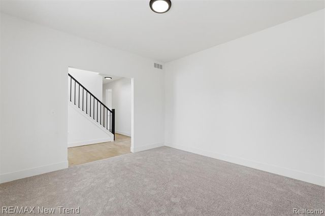 321 Dean Street, Milford, MI 48381