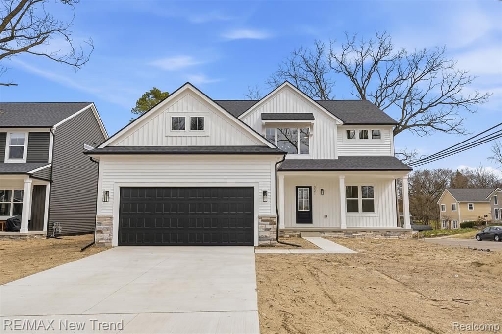 321 Dean Street, Milford, MI 48381