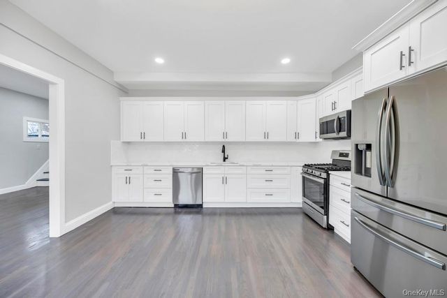 15 Duane Drive, Ronkonkoma, NY 11779