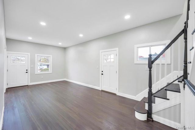 15 Duane Drive, Ronkonkoma, NY 11779