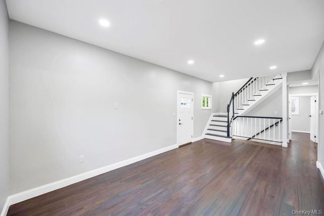 15 Duane Drive, Ronkonkoma, NY 11779