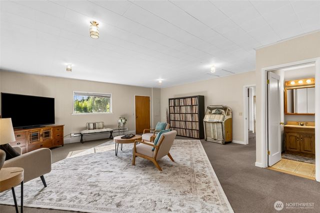 6847 Libby Road NE, Olympia, WA 98506