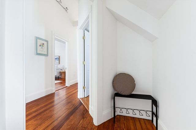 42 Banks Street 3, Somerville, MA 02144