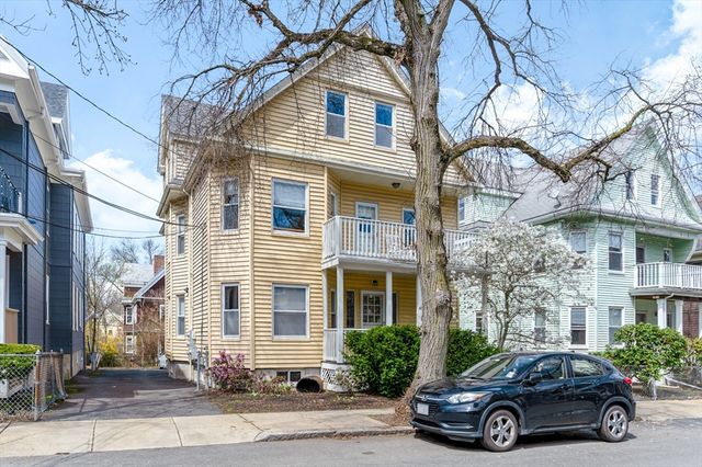 42 Banks Street 3, Somerville, MA 02144