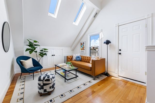 42 Banks Street 3, Somerville, MA 02144