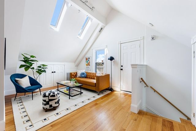 42 Banks Street 3, Somerville, MA 02144