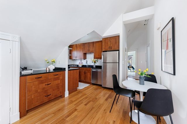 42 Banks Street 3, Somerville, MA 02144