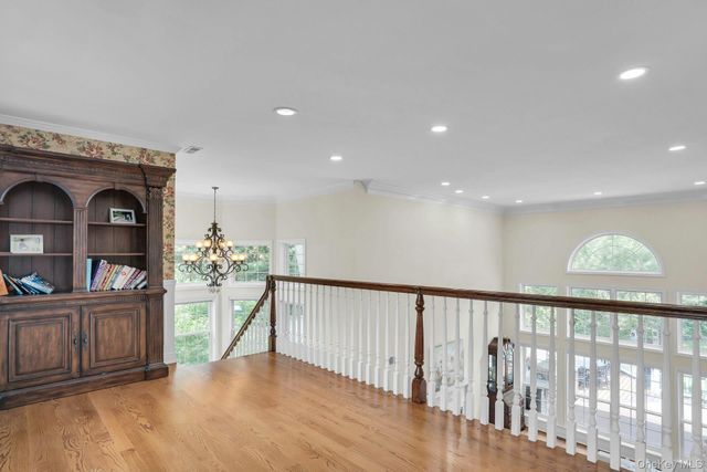7 Dorm Court, East Setauket, NY 11733